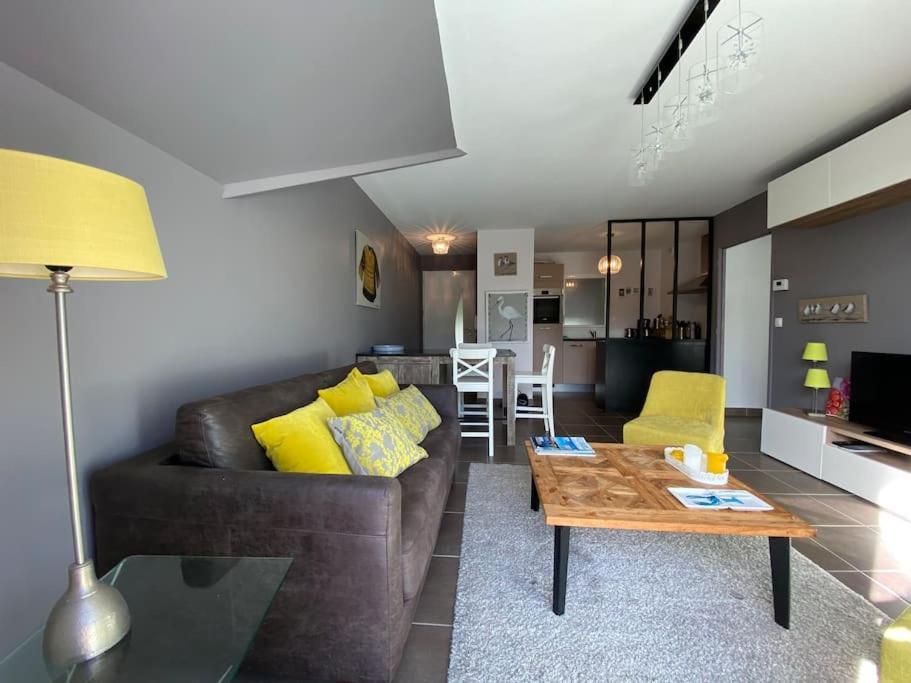 Superbe Appartement Terrasse, Proche De La Plage เบโนเดต ภายนอก รูปภาพ