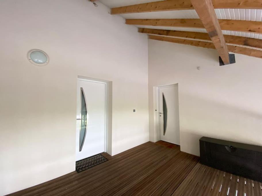 Superbe Appartement Terrasse, Proche De La Plage เบโนเดต ภายนอก รูปภาพ